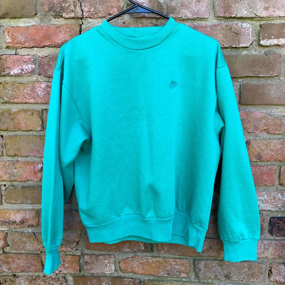 VINTAGE NIKE CREWNECK!!
